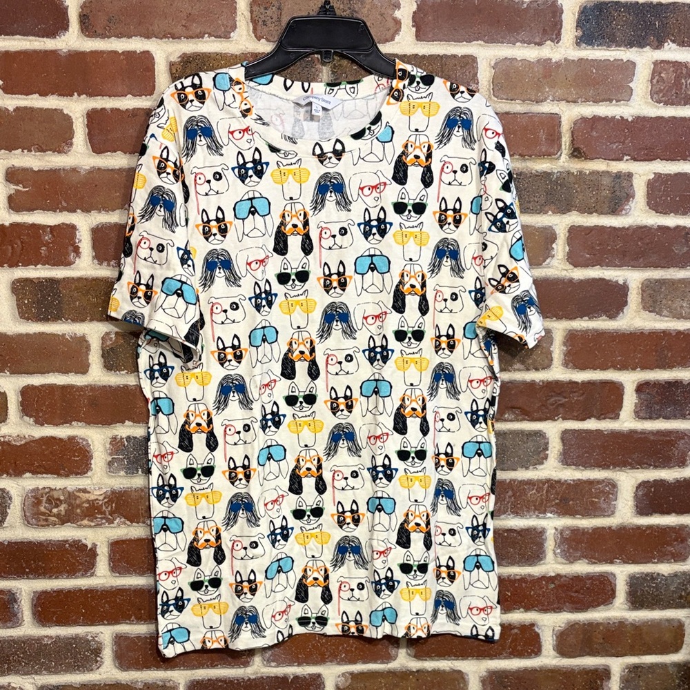 The Company Store Digs with glasses print T-Shirt size large